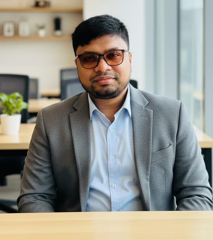 Monir Akhand — CEO